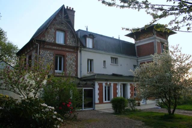 Les Sous Bois Hotel Saint-Laurent-de-Brevedent Exterior photo